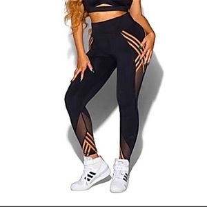 Adidas Beyonce Ivy Park 3 Stripes Tights Black and Gold Sz M